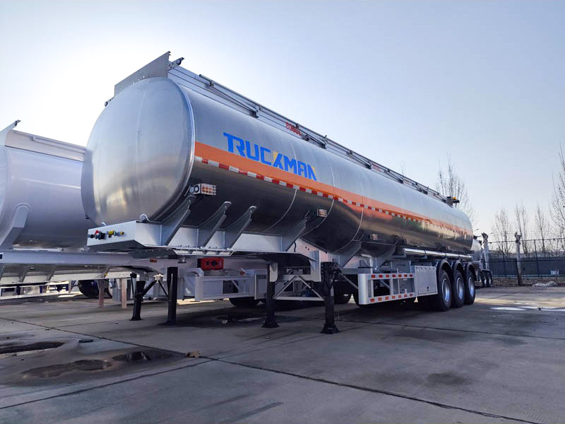 Fuel Tank Trailer oblique front