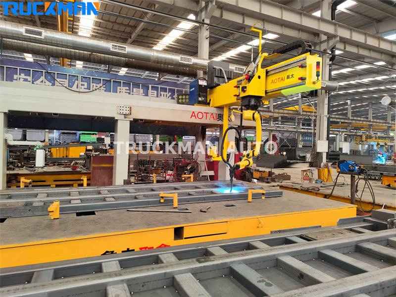 3 Axles Flatbed Trailer