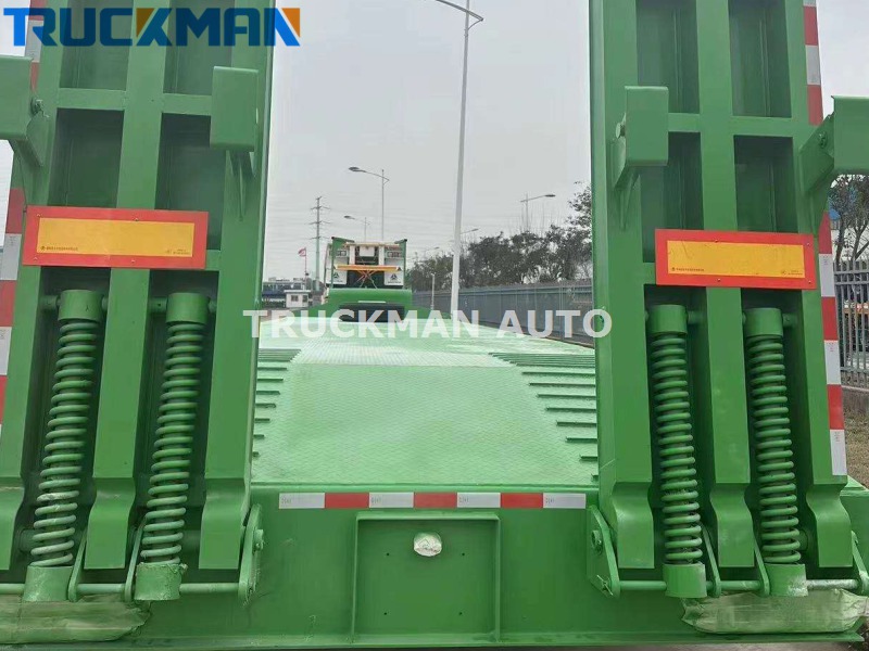 3 axles lowbed trailer