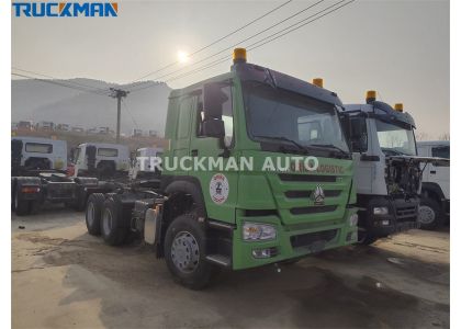 10 Wheel SINOTRUK 400HP Horse For Ghana